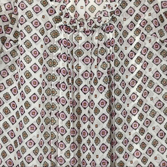 Fossil Pink & White Pleated Sheer Women's Blouse - Picture 5 of 9